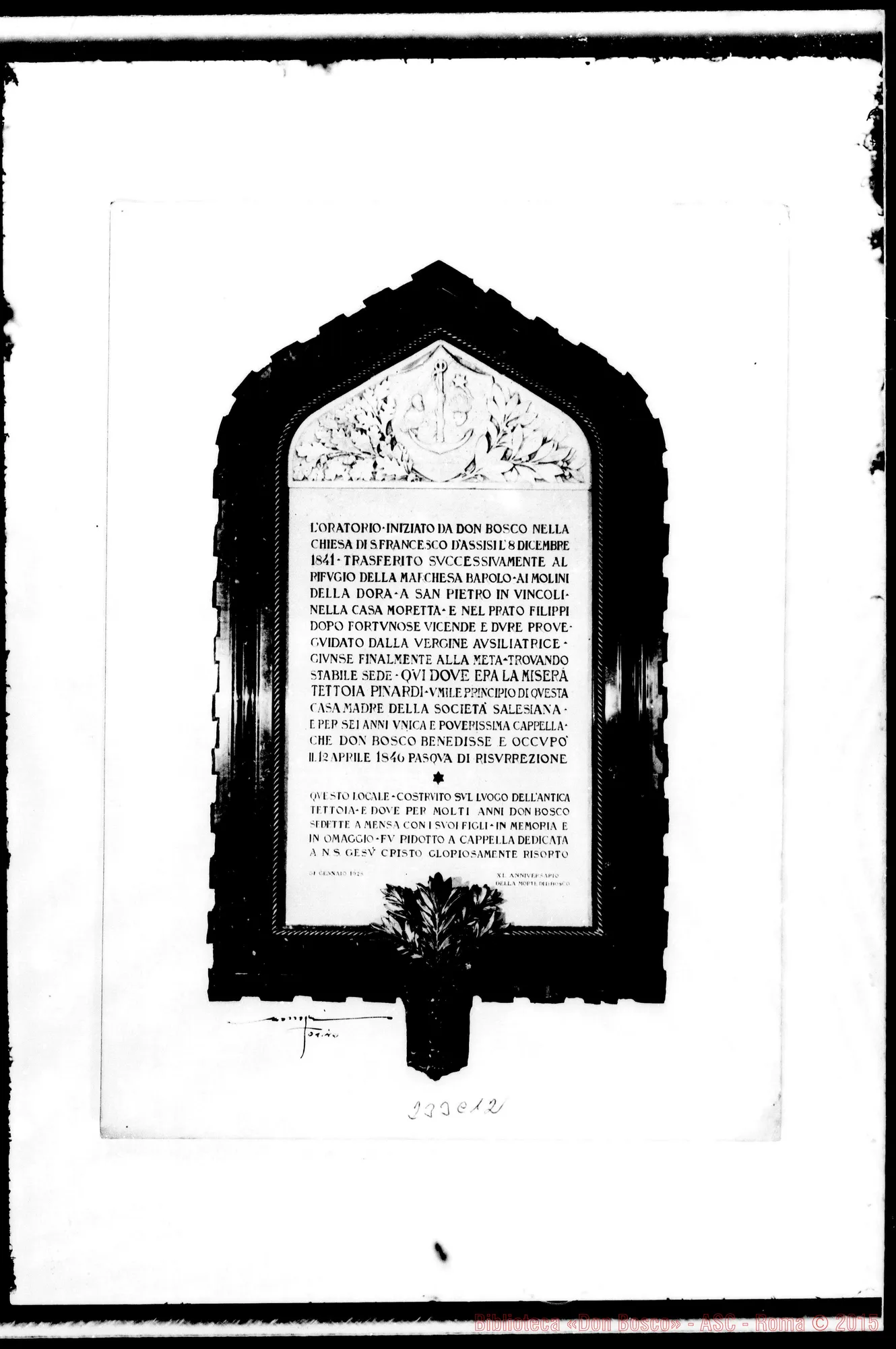 Fotogramma C 12 — Cappella Pinardi: Placca Commemorativa Scuole ginnasiali: