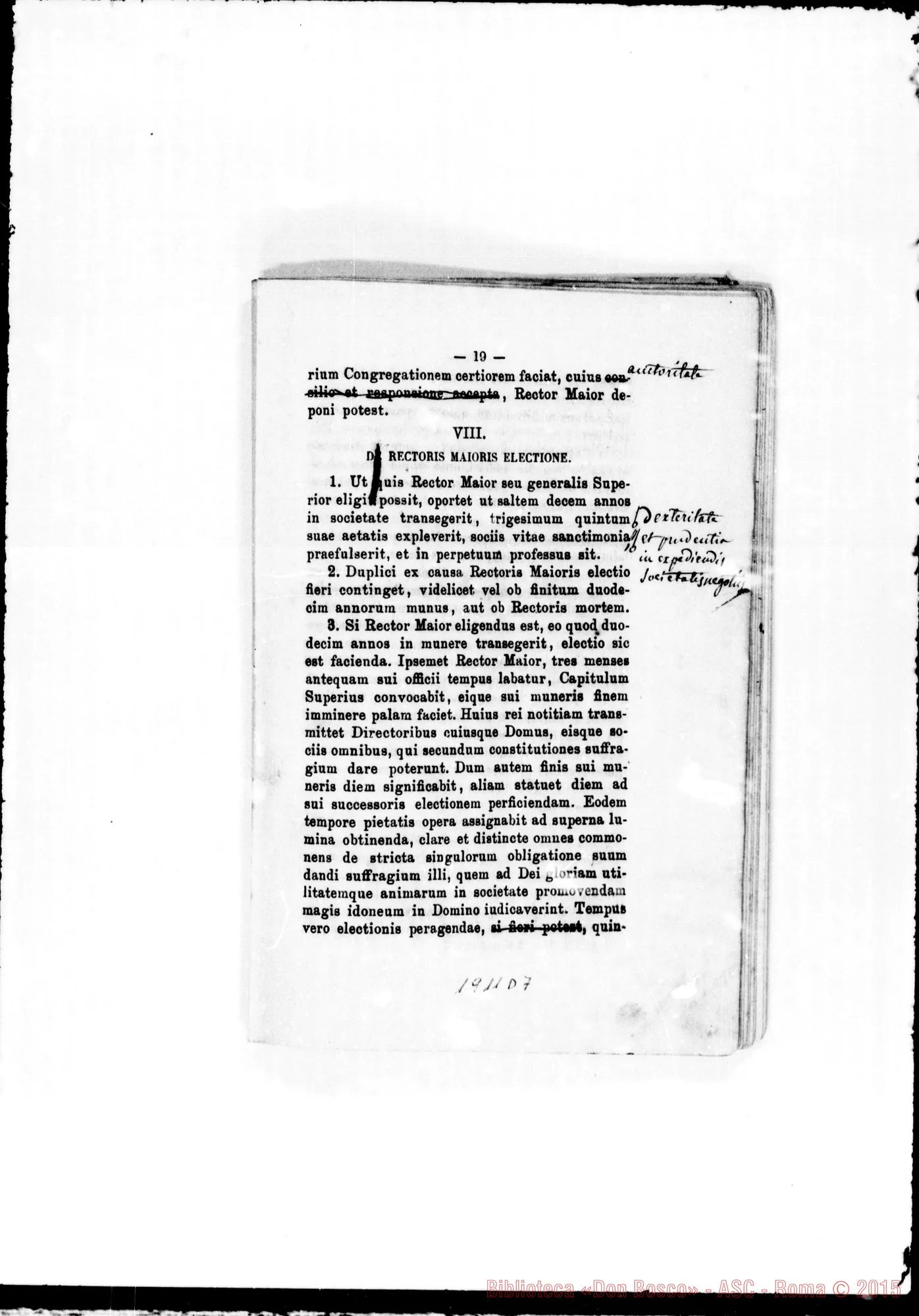 Fotogramma D 7 — Edizione latina stampata. Correzioni ms.
